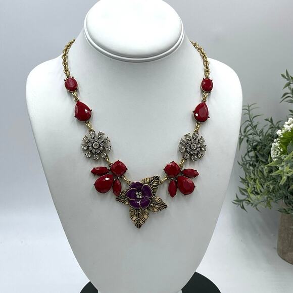The Delta Box Red Purple Rhinestone Floral Statement Necklace Costume Jewelry - Picture 1 of 8